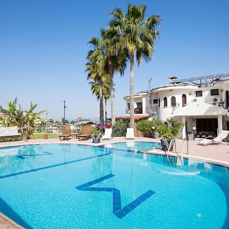 Meryem'S Hotel Agios Epiktitos Exterior photo
