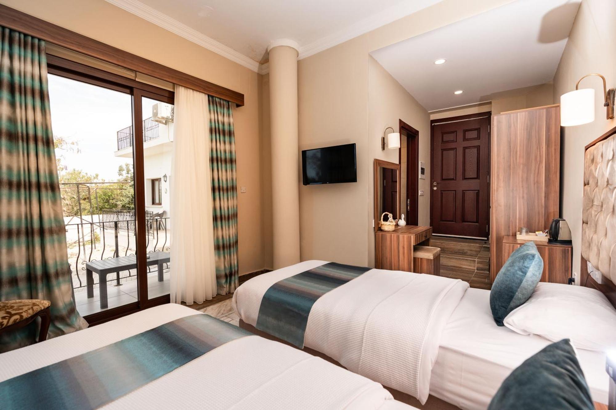 Meryem'S Hotel Agios Epiktitos Exterior photo