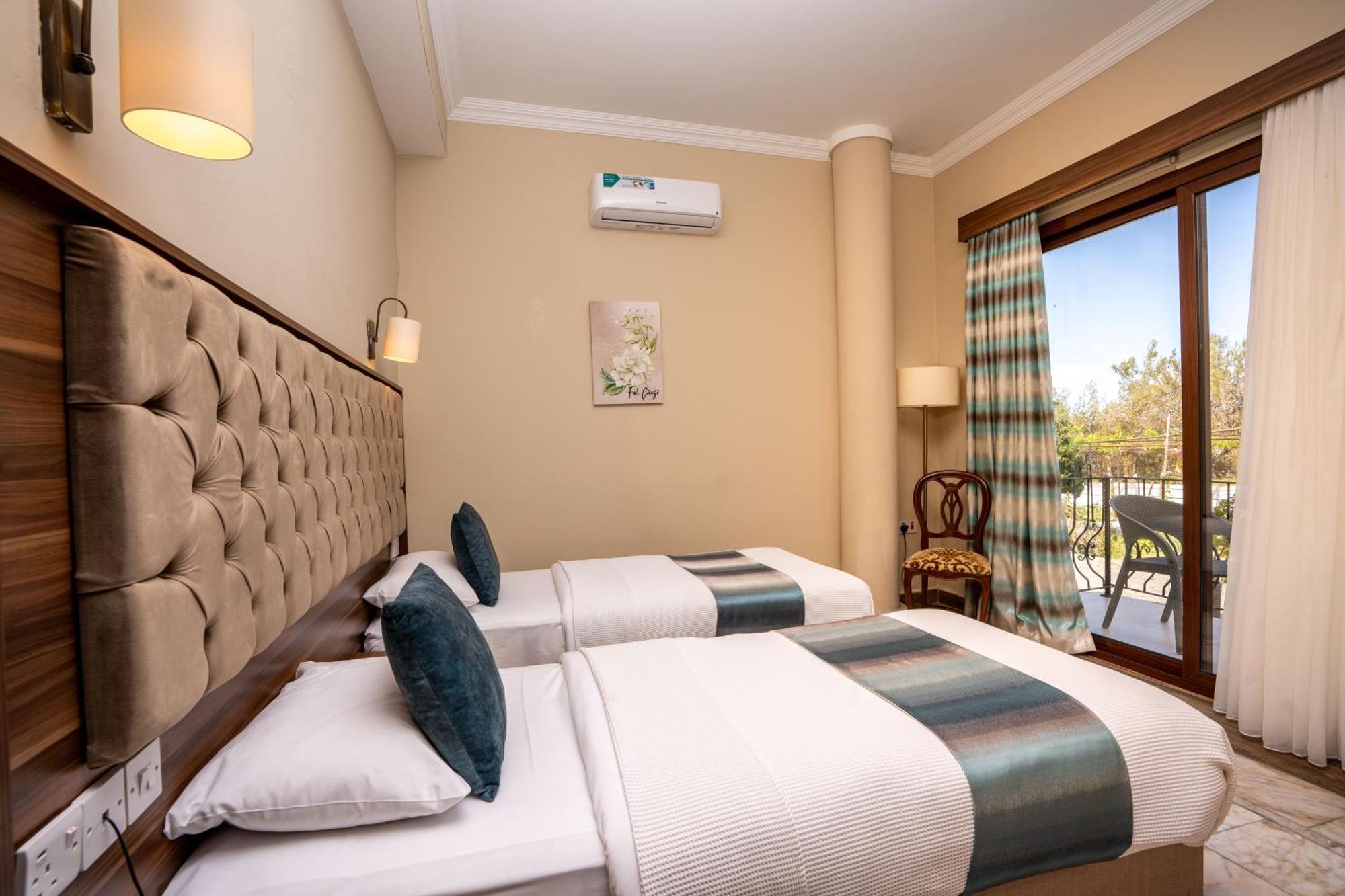 Meryem'S Hotel Agios Epiktitos Exterior photo