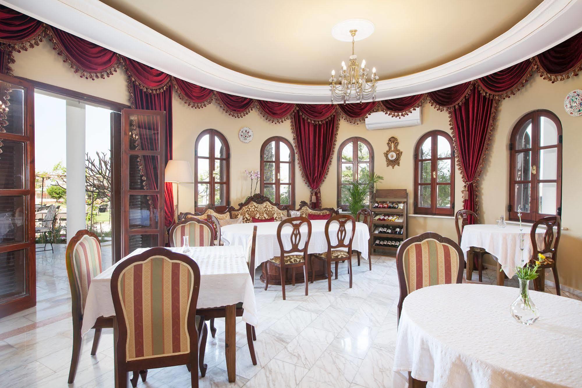 Meryem'S Hotel Agios Epiktitos Exterior photo